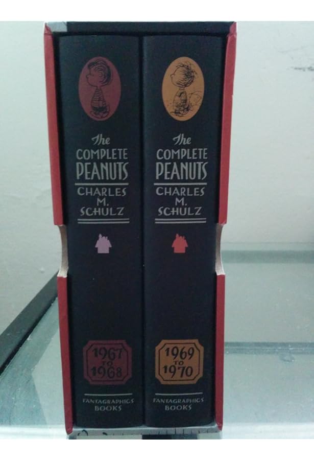 Amazon.com: The Complete Peanuts: 1999-2000 and Comics & Stories